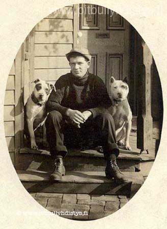 man2pitsporchCute_W-332x456